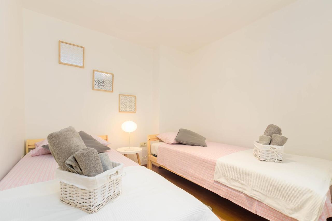 Apartment Dragonja พูลา ภายนอก รูปภาพ