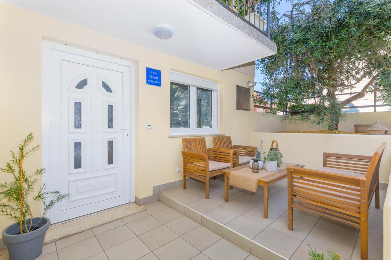 Apartment Dragonja พูลา ภายนอก รูปภาพ